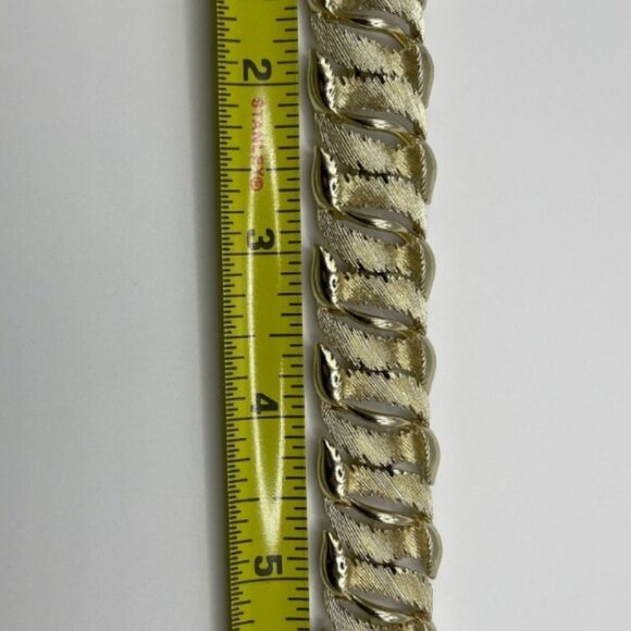VINTAGE LISNER MCM GOLD TONE BRACELET 7" EXCELLENT CONDITION - Picture 10 of 11